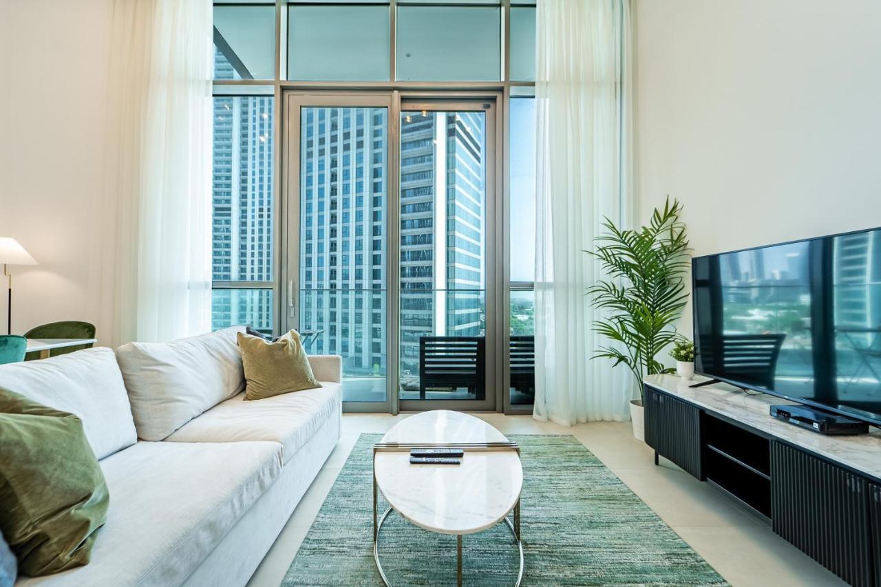 Downtown Views, Downtown Dubai - Mint Stay Екстер'єр фото